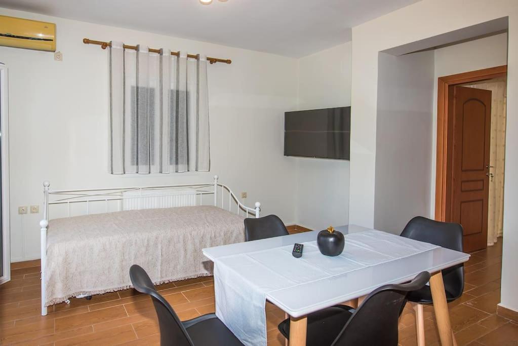 Anna Maria Apartment Lefkada City ภายนอก รูปภาพ