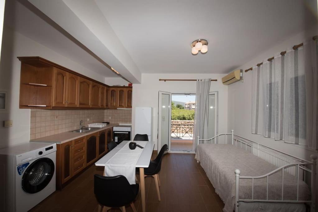 Anna Maria Apartment Lefkada City ภายนอก รูปภาพ