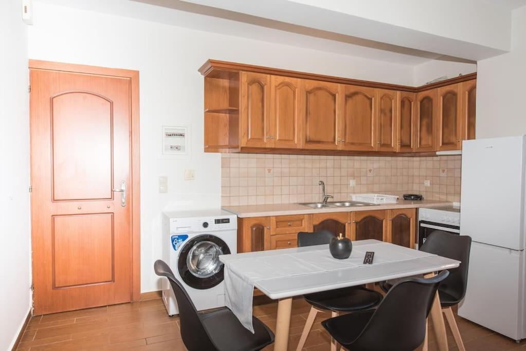 Anna Maria Apartment Lefkada City ภายนอก รูปภาพ